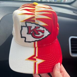 Vintage Kansas City kc chiefs starter nfl pro line hat cap shark tooth